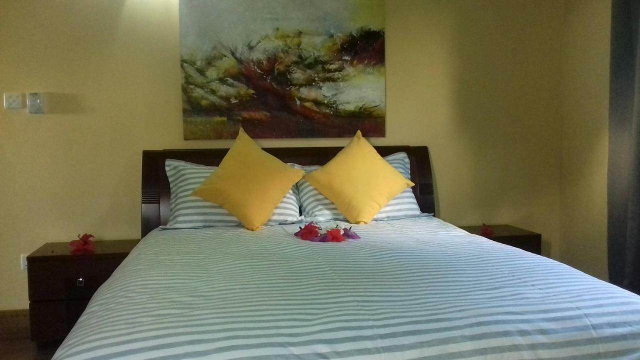 Shay Lyah Self Catering Apartment Виктория Екстериор снимка